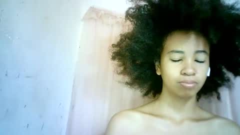 xenna610827 online show from February 13, 5:05 am