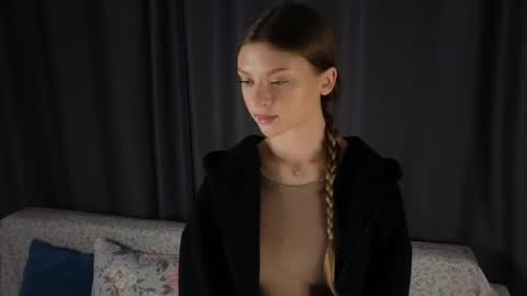 Jay  online show from April 6, 3:24 pm