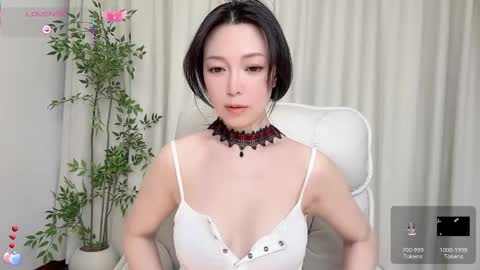 XI online show from May 13, 11:05 am