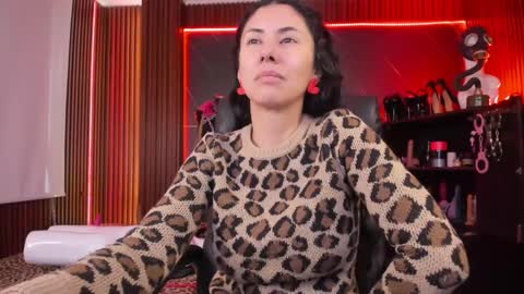 Snapshot of xiaqueen chatting on September 24, 9:03 pm XiaQueen I M online show from September 24, 9:03 pm