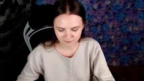 Lina online show from October 4, 6:08 am