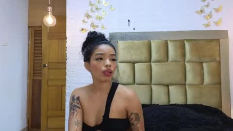 ximena online show from May 7, 9:18 pm