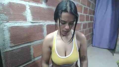 xiomi705825 online show from November 3, 3:21 am