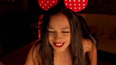 Lara online show from May 23, 9:35 pm