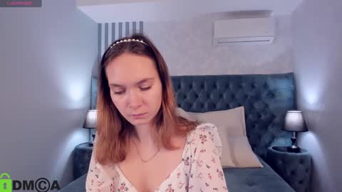 Snapshot of xlindamilfxx chatting on February 5, 1:00 pm Linda online show from February 5, 1:00 pm