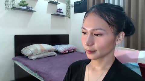 Alice online show from May 13, 8:03 pm