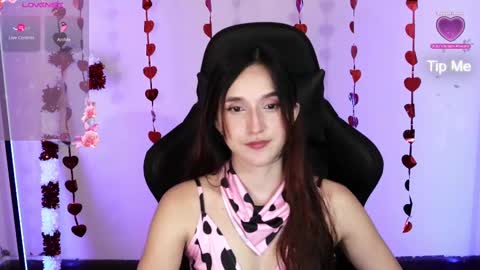 Snapshot of xmialozanoxx chatting on March 9, 2:43 pm MiaLozano online show from March 9, 2:43 pm