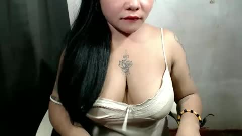 kitty online show from December 13, 9:43 pm