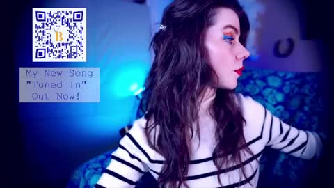Bella Bondai online show from May 15, 1:33 am