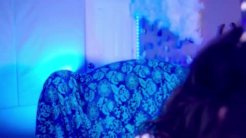 Bella Bondai online show from March 20, 6:18 am