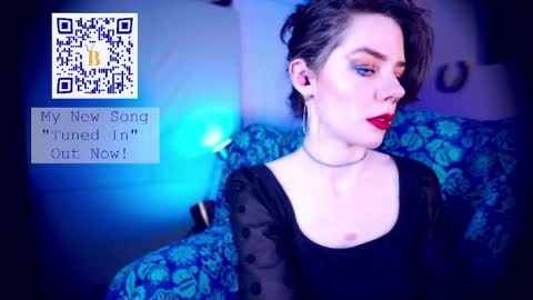 Bella Bondai online show from May 14, 1:22 am