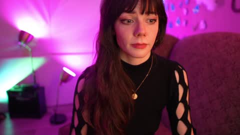 Bella Bondai online show from December 7, 1:29 pm