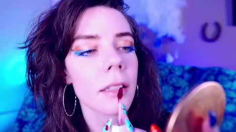 Bella Bondai online show from January 8, 8:18 am