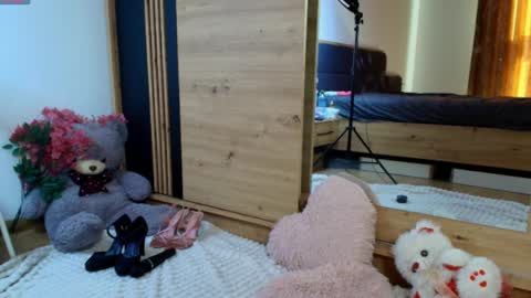 Cherry online show from May 10, 5:31 am