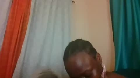 Snapshot of xoxo_savage chatting on September 18, 7:23 pm Xoxo online show from September 18, 7:23 pm