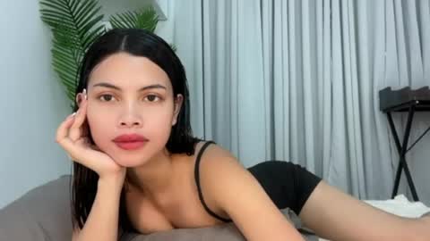 xoxobeatrice22 online show from July 1, 2:11 am