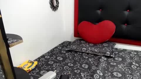 xshopyx online show from January 13, 1:56 am