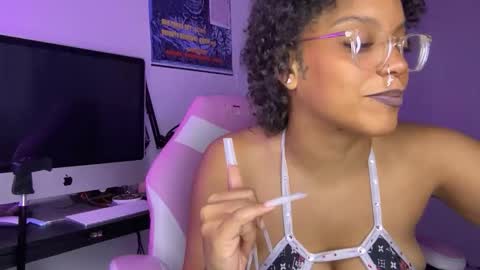 xStarGazingx online show from October 16, 5:32 am