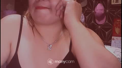 Snapshot of xsw33t_joy69x chatting on March 1, 1:29 pm joy online show from March 1, 1:29 pm