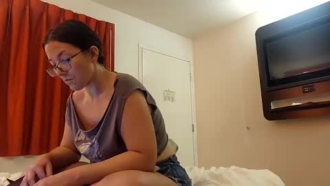 Snapshot of xx_flowprincess_xx chatting on September 28, 2:07 am xx_flowprincess_xx online show from September 28, 2:07 am