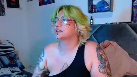 xxgreengoodxx online show from January 11, 1:21 am