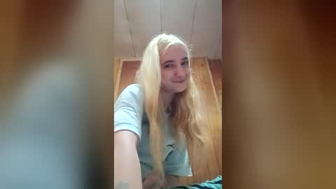 xxjessiebugxx online show from June 29, 5:14 am
