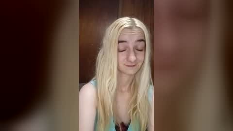 xxjessiebugxx online show from August 4, 3:23 am