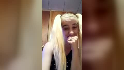 xxjessiebugxx online show from July 24, 4:54 am