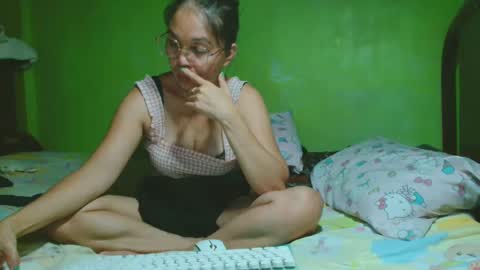 xxsexypinayxx online show from February 12, 5:58 am