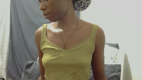 Snapshot of xxsexytalia28 chatting on February 28, 6:41 pm xxsexytalia28 online show from February 28, 6:41 pm