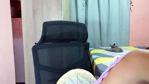 xxstunningmichxx online show from May 7, 5:34 am