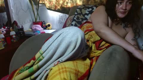   LILI  online show from December 24, 2:33 pm