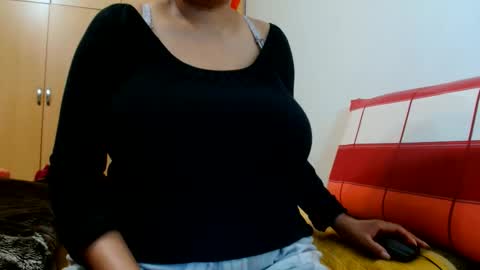Ayanda online show from May 24, 7:02 pm