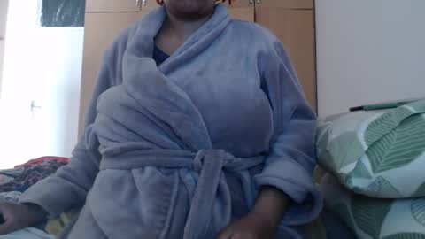 Ayanda online show from February 20, 10:48 am