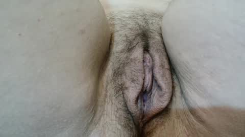 Snapshot of xxxlola_ chatting on March 12, 12:57 pm Lola online show from March 12, 12:57 pm