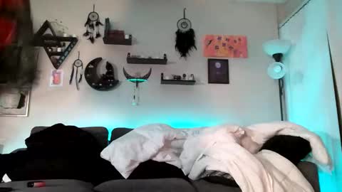 Lola online show from October 21, 5:44 am