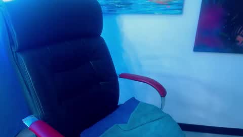 Snapshot of xxxmiasexyyhotttxxx chatting on January 22, 2:14 pm MIA HOT online show from January 22, 2:14 pm