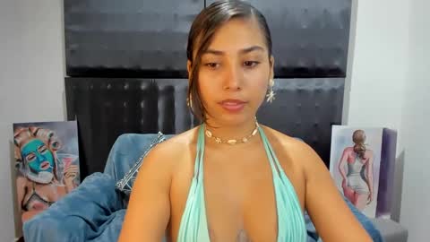 Sara online show from January 31, 1:43 am