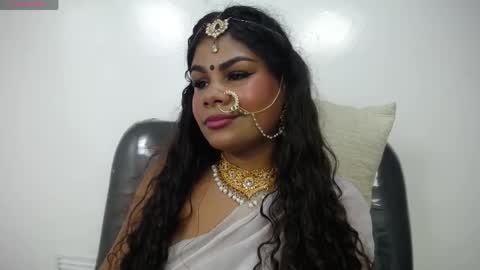 yazhini online show from April 22, 12:24 pm