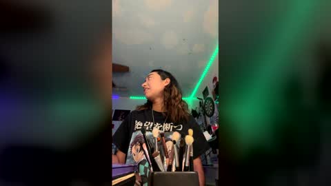 Ruby Luv online show from April 2, 3:26 am