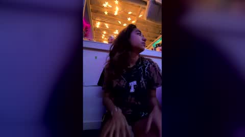 Ruby Luv online show from April 16, 5:19 am