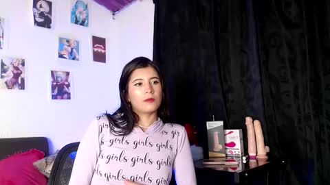 Yeimy  online show from February 1, 12:29 am