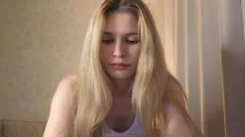Yenna online show from May 7, 6:11 pm