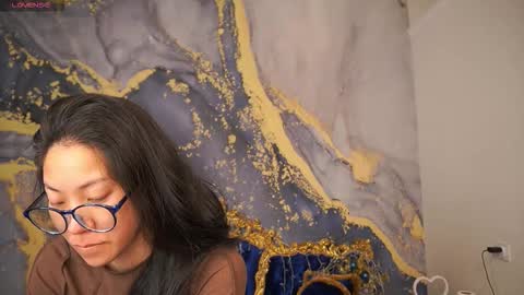 yennstar online show from March 14, 2:34 am