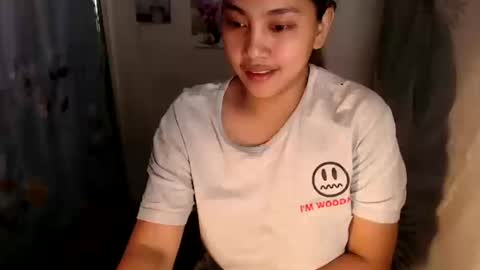 yhang_slut online show from December 17, 2:10 pm