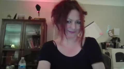 ymiyim online show from January 9, 12:37 am