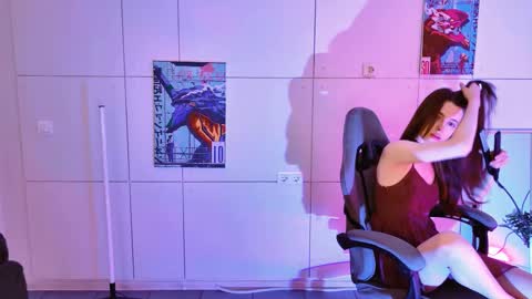 yoka_paradoxxx online show from March 13, 9:10 am