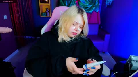 Yoki online show from January 10, 6:51 am