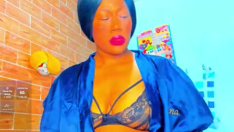 yonnsol_avril online show from February 14, 7:16 pm