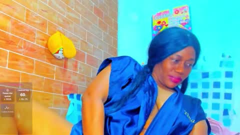 yonnsol_avril online show from March 15, 9:28 pm